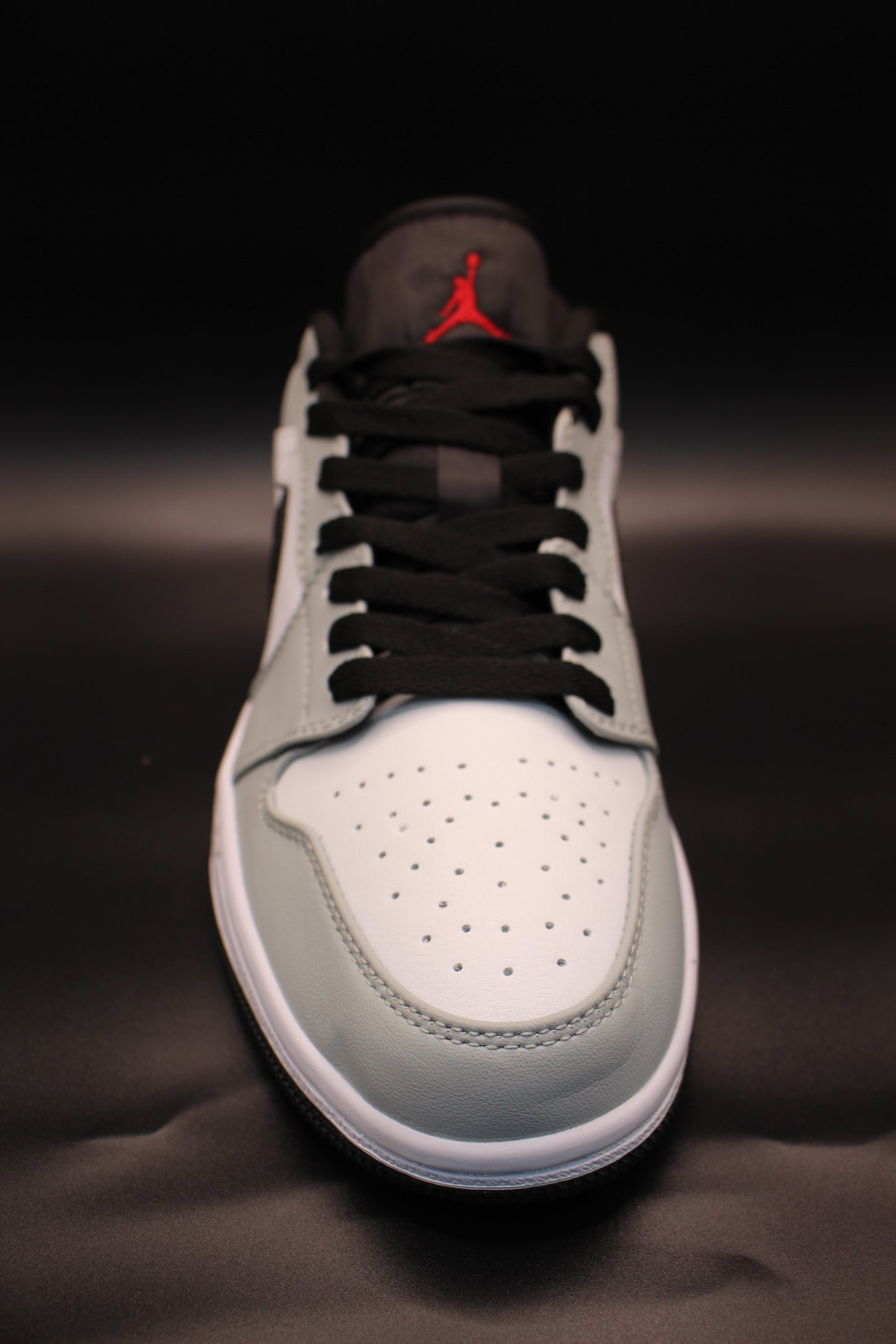 Jordan Women's 1 Low SE Sail/Seafoam Sneaker