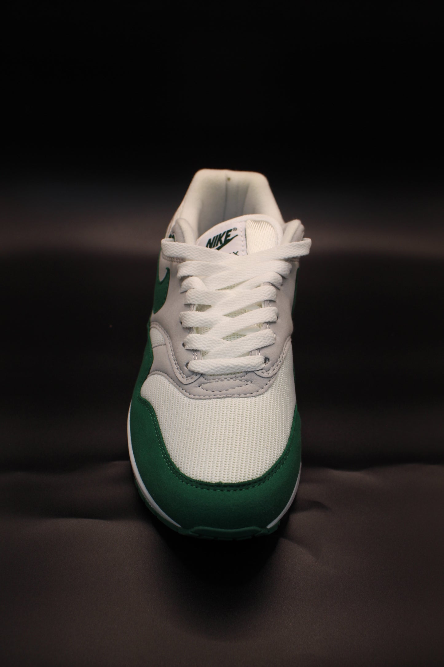 Nike Men's Air Max Nuaxis